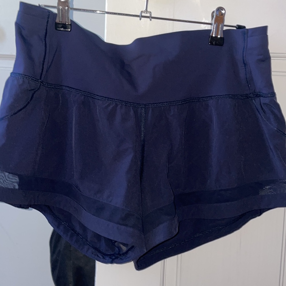 Lululemon 3 inch size 8 shorts navy blue